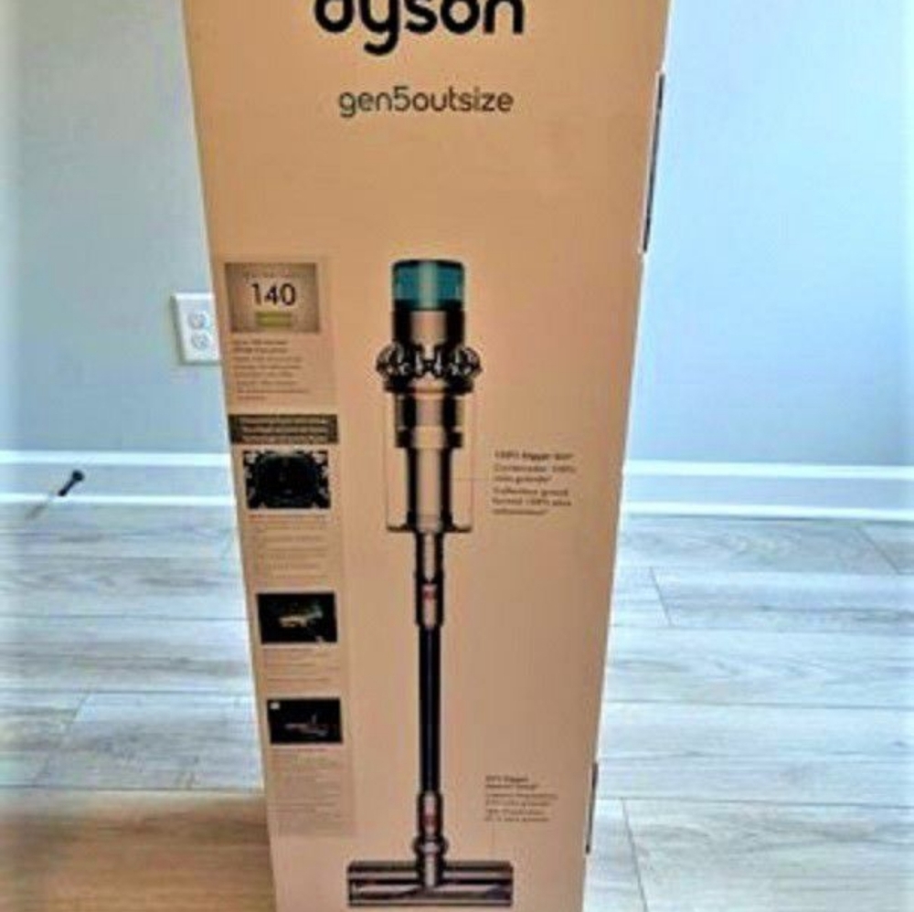 NEW Dyson Gen5 Outsize